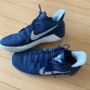 Nike Kobe AD shoes in Midnight Navy - Size 6Y